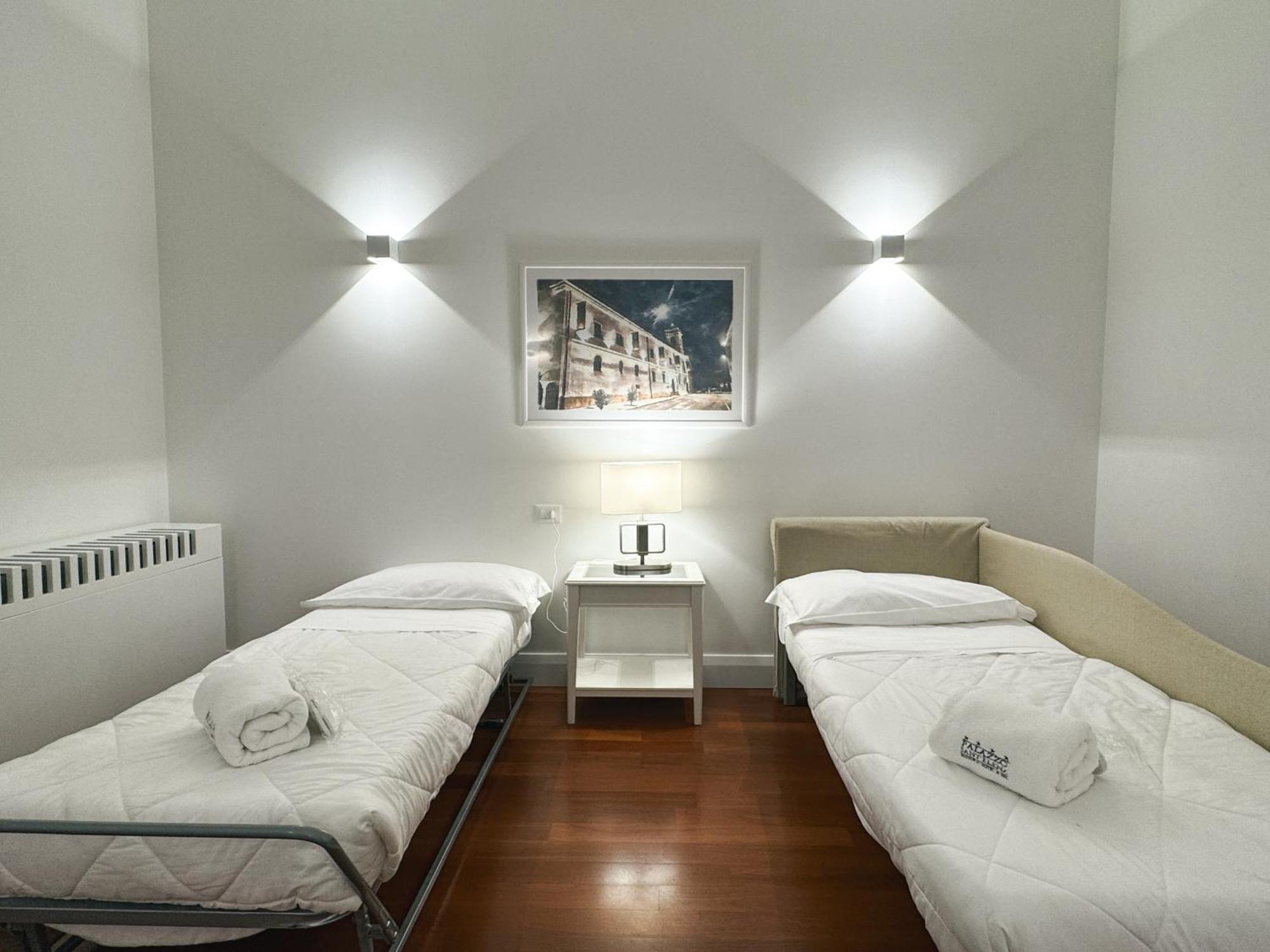Palazzo Sant'Elena Hotel Foggia Exterior photo